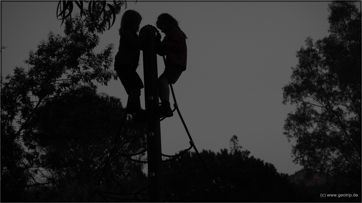 Abends am Spielplatz