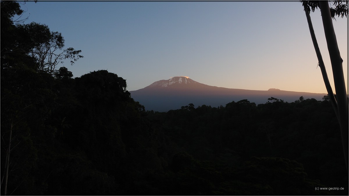 Der Sonnenaufgang mit Kulisse